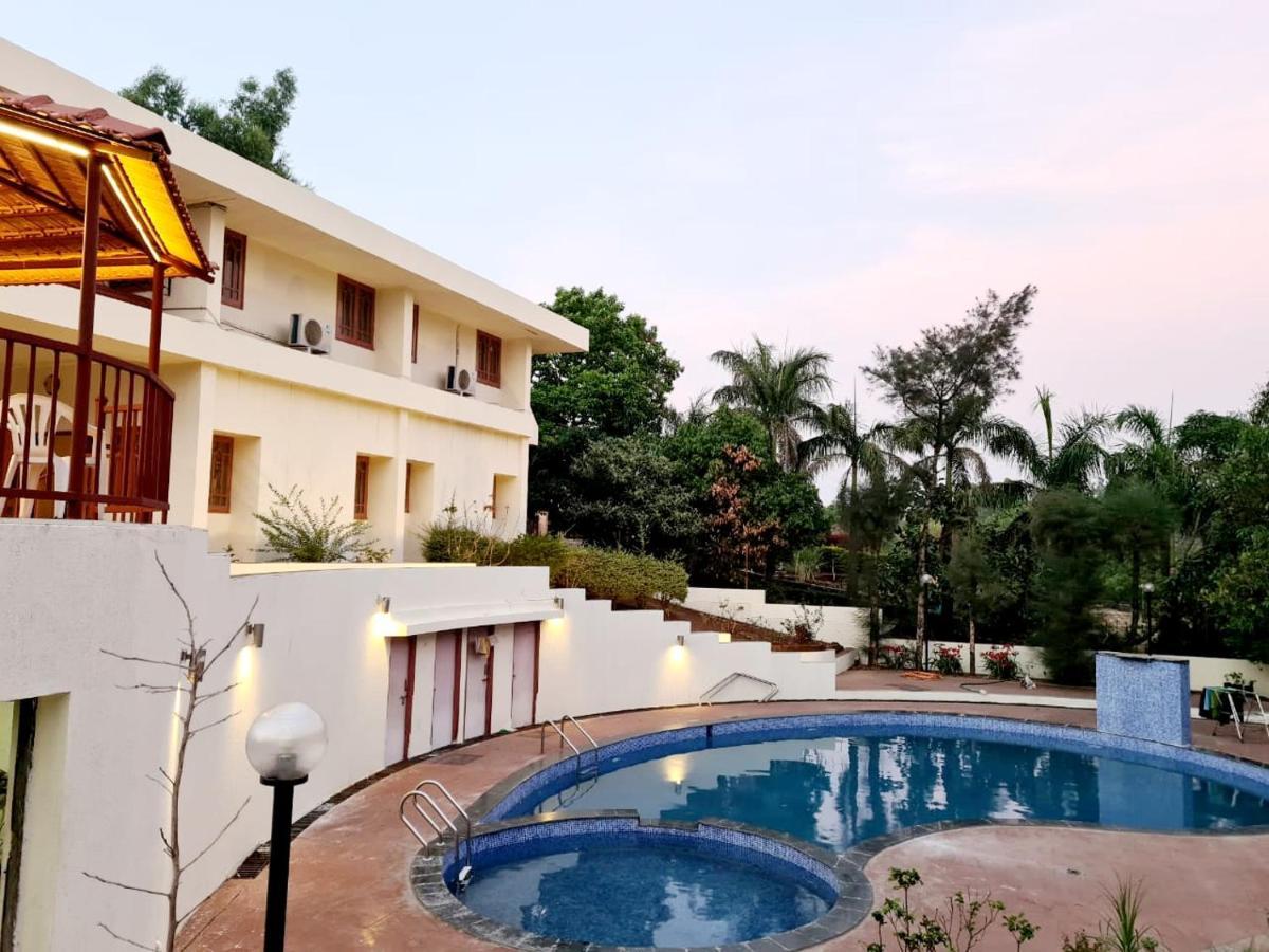 Arcus Villa - Swimming Pool/Ac/Luxurious Mahābaleshwar Eksteriør billede
