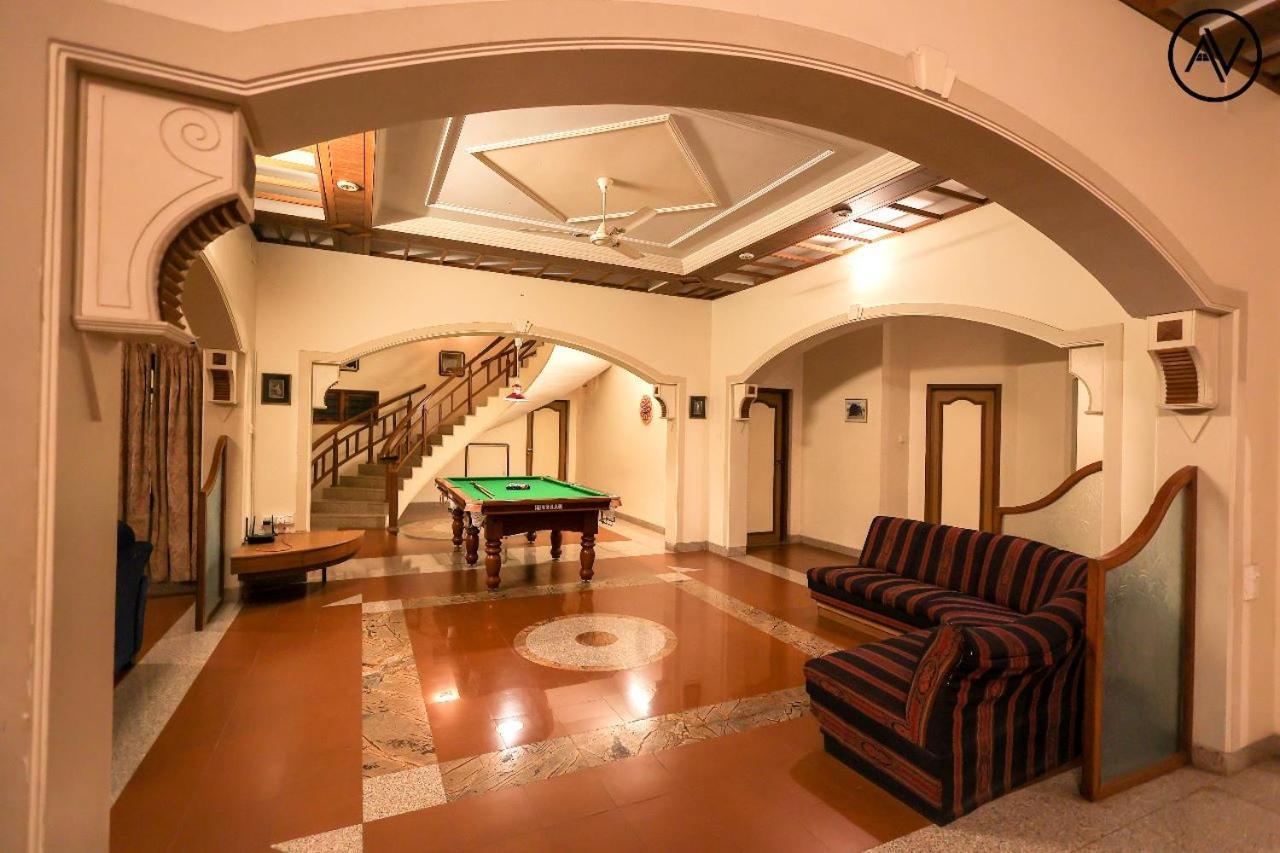 Arcus Villa - Swimming Pool/Ac/Luxurious Mahābaleshwar Eksteriør billede
